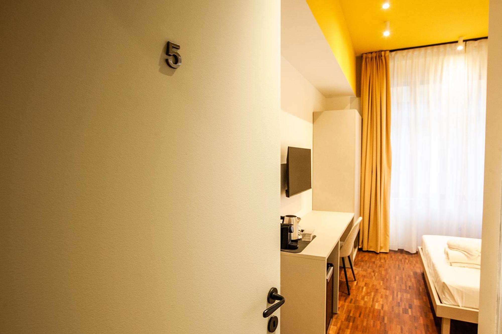 Cvm 19 Otel Milano Dış mekan fotoğraf